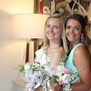 Meet your Posher, Claire